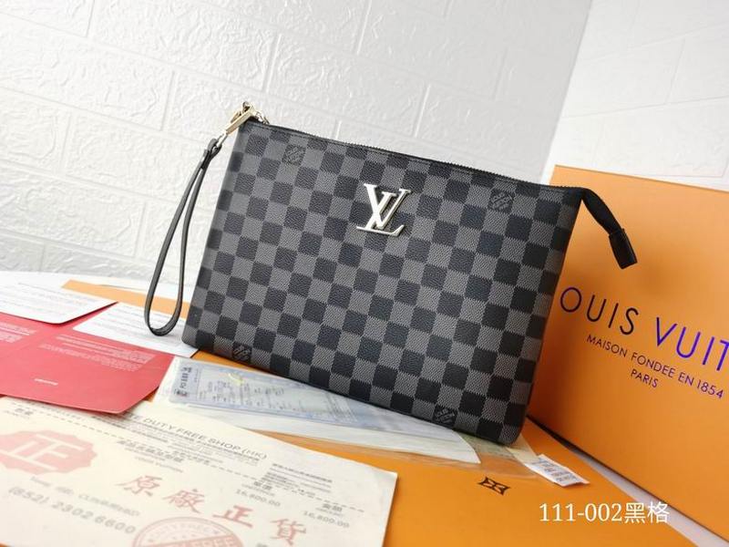 LV Wallets 82